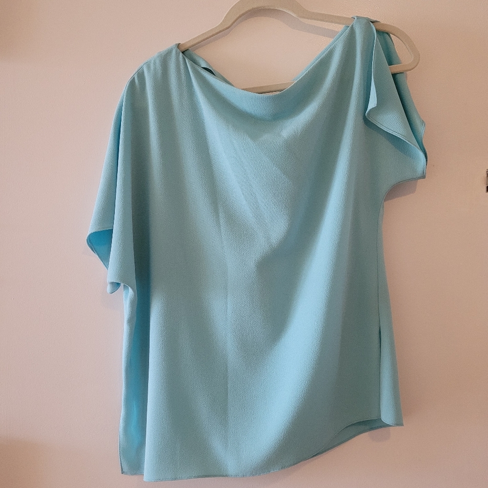 Asymmetrical tunic top by TIBI. Crepe fabric. Size Small.
